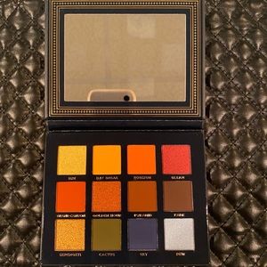 Ace Beaute Vintage Dawn Palette (Brand New)